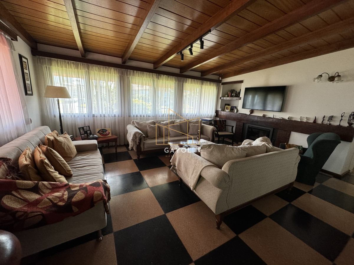 Casa ID.443 - En venta Zona Mansa , Punta del Este 