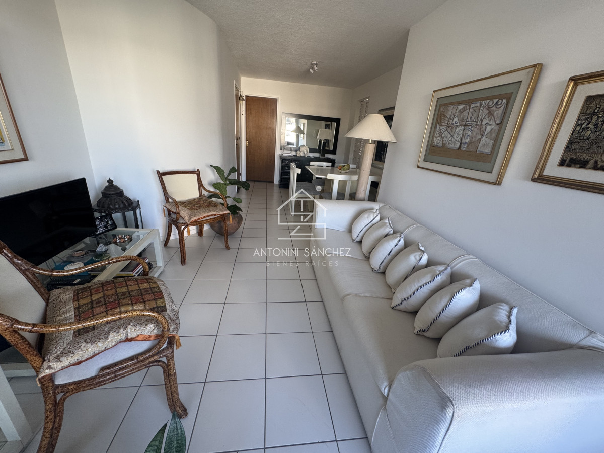 Apartamento ID.2885 - Apartamento de 3 dormitorios en playa Mansa . Penthouse con terraza exclusiva