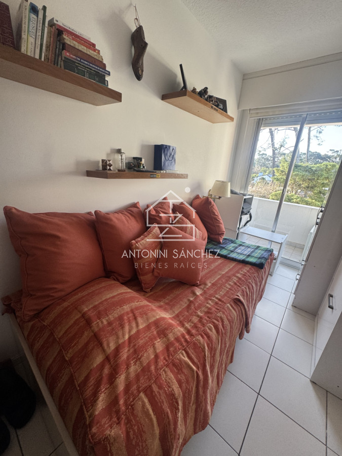 Apartamento ID.2885 - Apartamento de 3 dormitorios en playa Mansa . Penthouse con terraza exclusiva