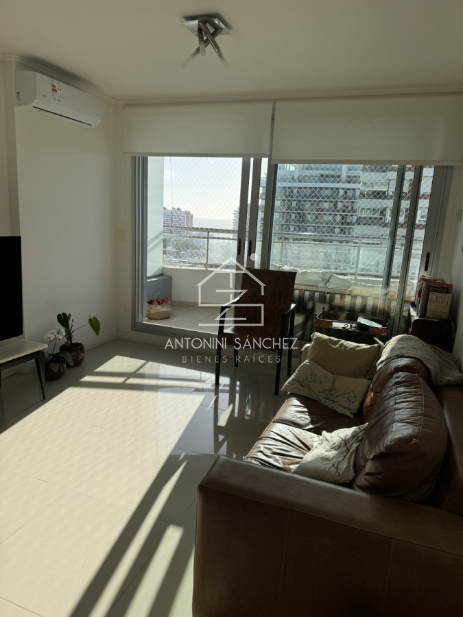 Apartamento ID.1747 - Apartamento de 2 dormitorios en venta en zona chiverta 