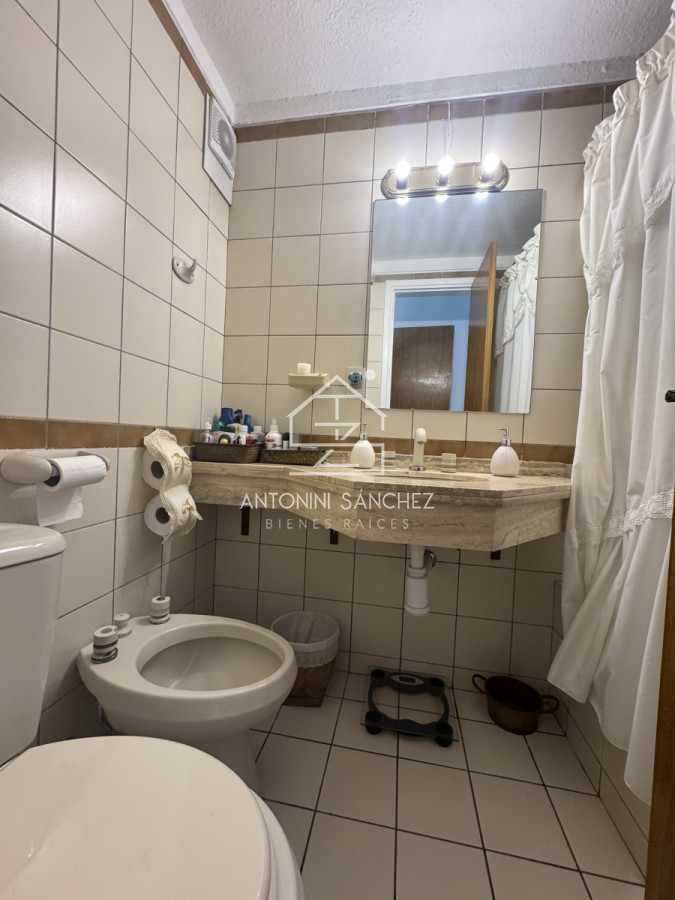 Apartamento ID.2885 - Apartamento de 3 dormitorios en playa Mansa . Penthouse con terraza exclusiva