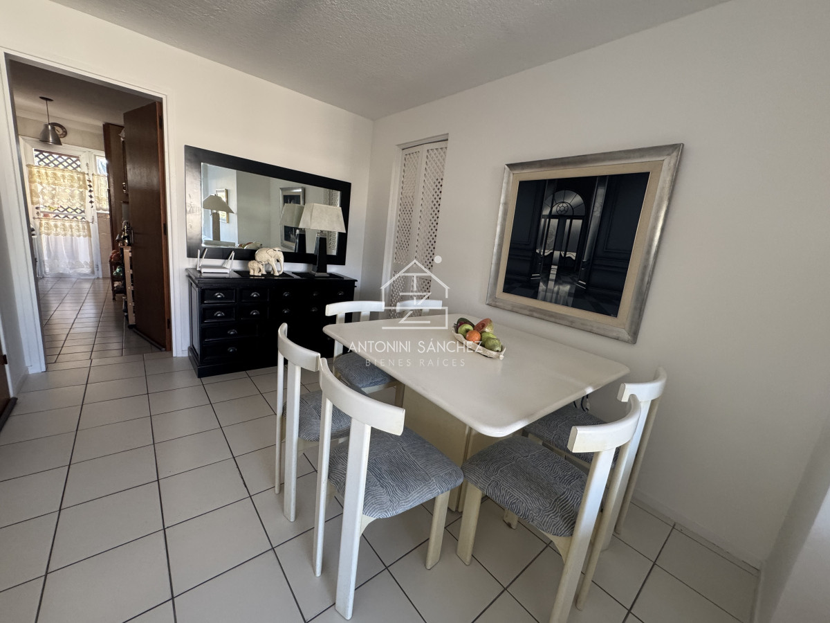 Apartamento ID.2885 - Apartamento de 3 dormitorios en playa Mansa . Penthouse con terraza exclusiva