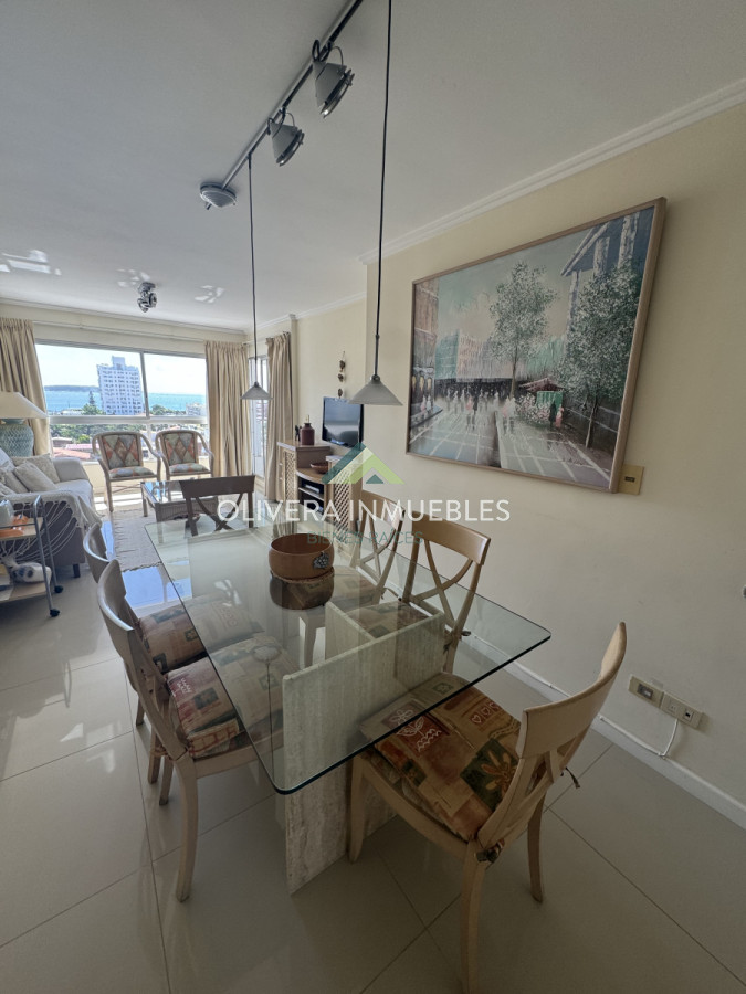 Apartamento ID.12304 - Apartamento en venta de 3 dormitorios en Aidy Grill , Punta del Este 