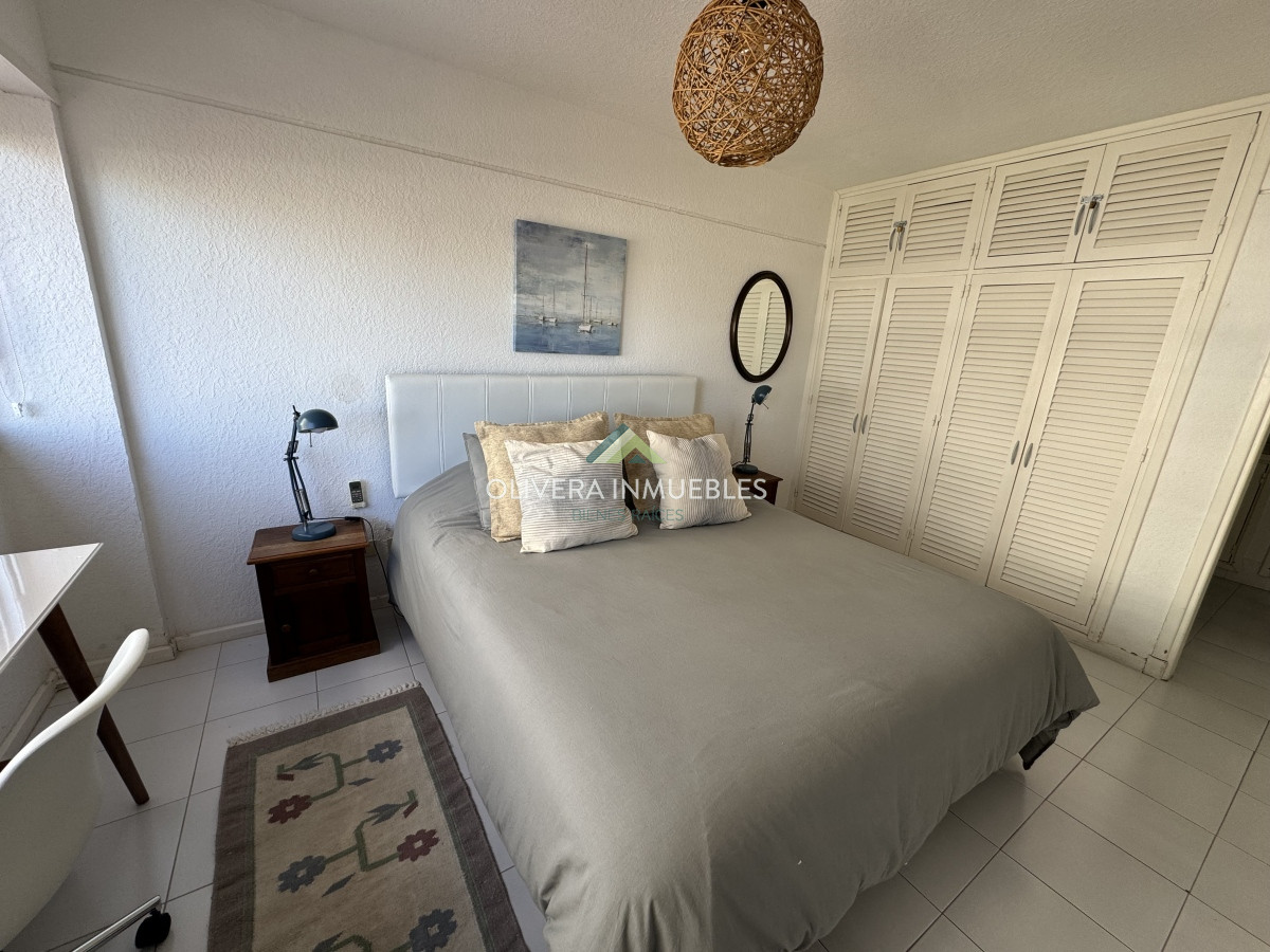 Apartamento ID.12904 - Apartamento en venta de 2 dormitorios , en Punta del Este 