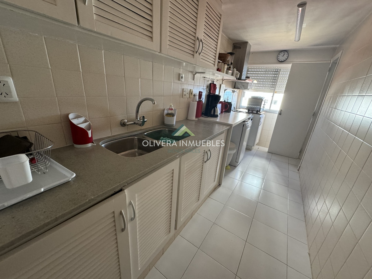 Apartamento ID.12904 - Apartamento en venta de 2 dormitorios , en Punta del Este 