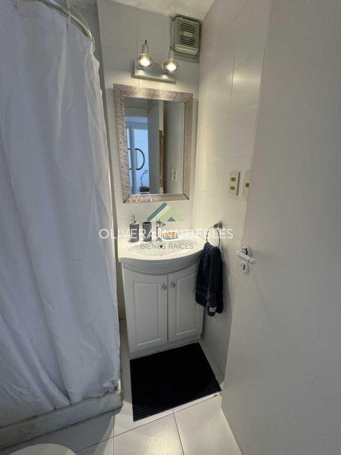 Apartamento ID.12904 - Apartamento en venta de 2 dormitorios , en Punta del Este 