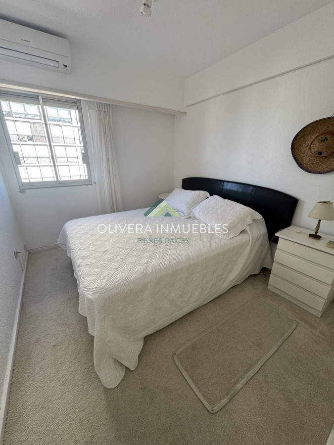 Apartamento ID.12945 - Apartamento de 3 dormitorios en venta en Punta del Este 