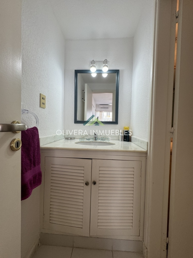 Apartamento ID.12945 - Apartamento de 3 dormitorios en venta en Punta del Este 