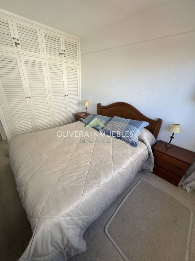 Apartamento ID.12945 - Apartamento de 3 dormitorios en venta en Punta del Este 