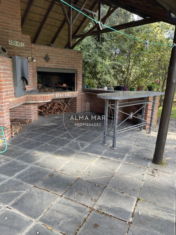 Casa ID.1240 - Casa en venta en Jardines de Cordoba ,  excelente zona 