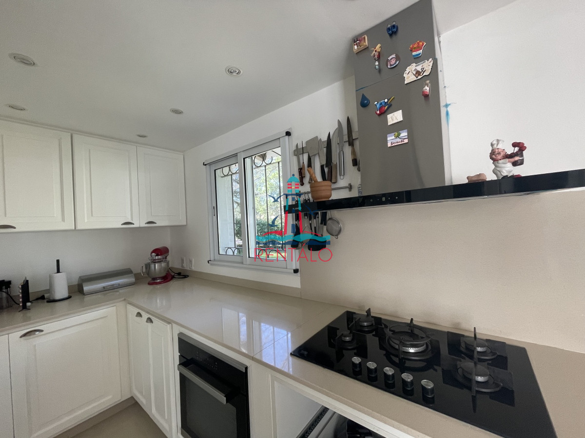 Casa ID.628 - Excepcional casa en alquiler temporal zona  country Punta del Este 