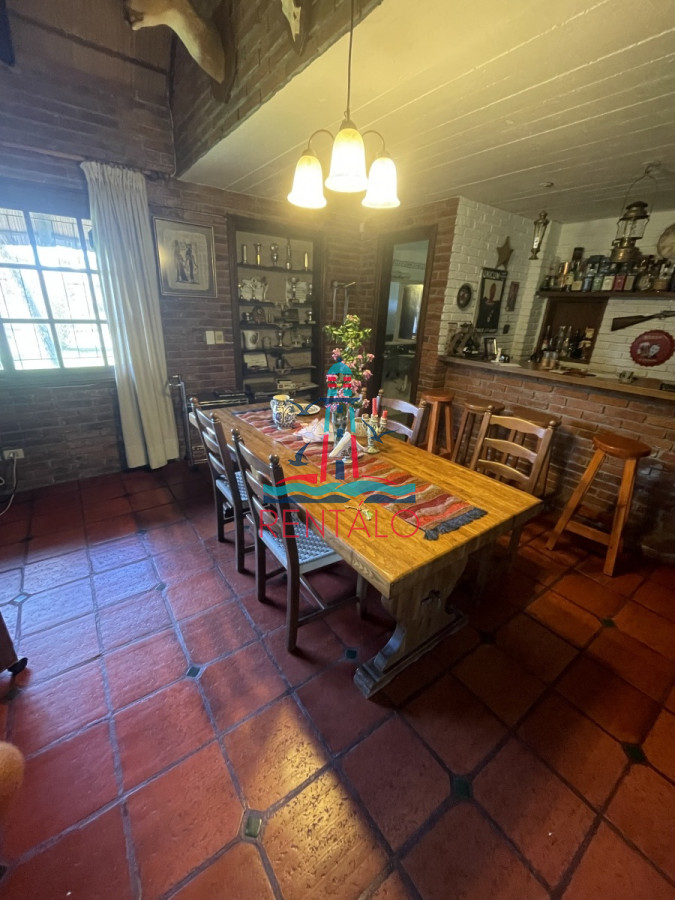 Casa ID.118 - Casa en venta Punta del Este, en Jardines de Cordoba ,  excelente zona 