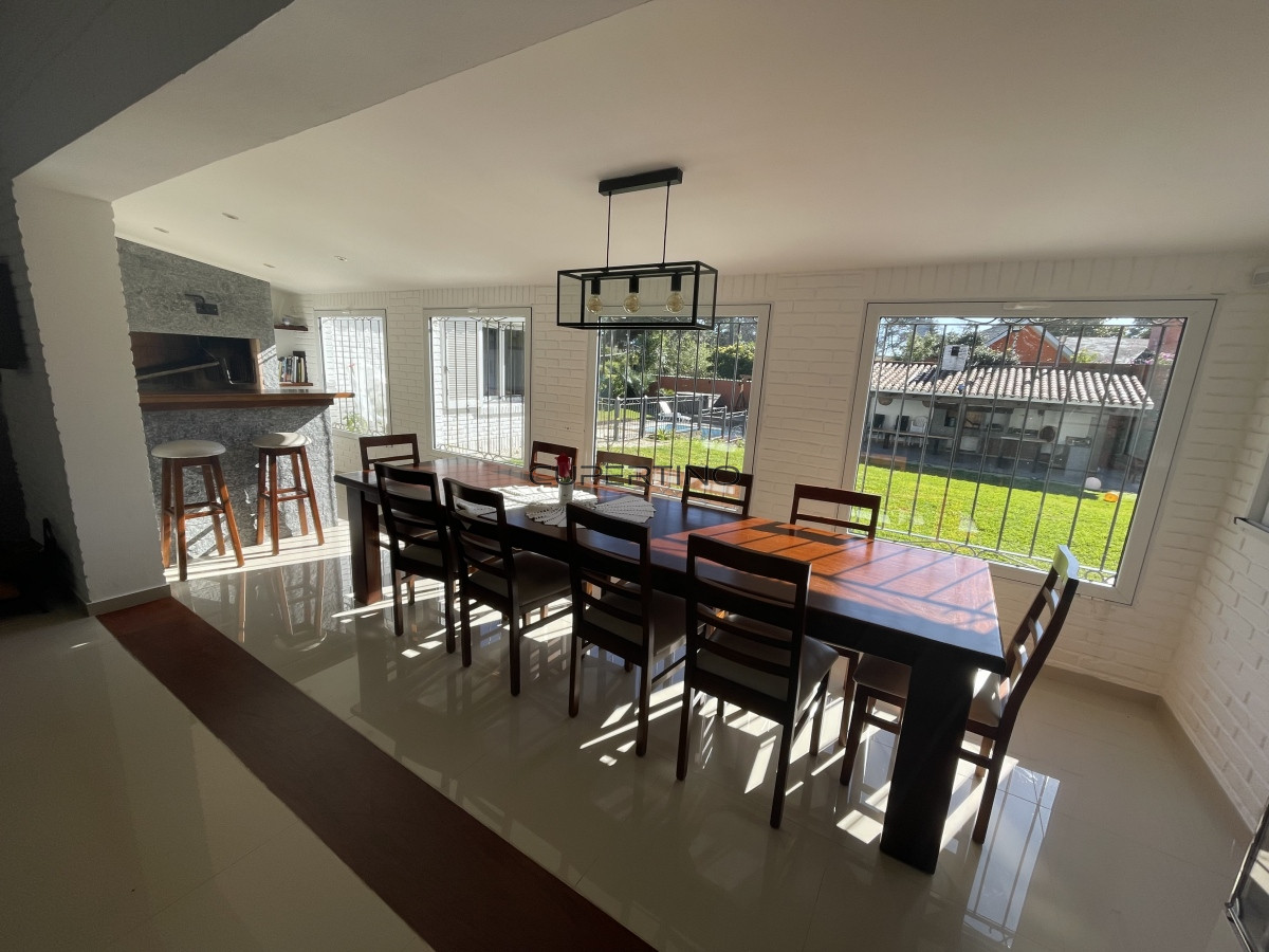 Excepcional casa en alquiler temporal zona  country Punta del Este — foto 7