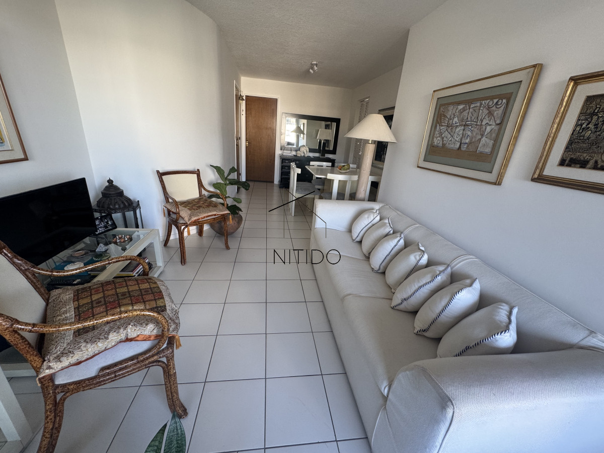 Apartamento ID.169 - Apartamento de 3 dormitorios en playa Mansa . Penthouse con terraza exclusiva