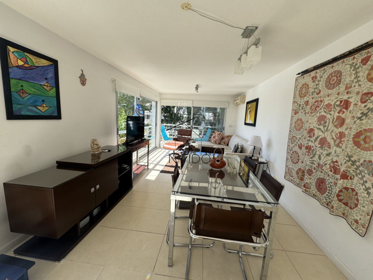 Apartamento ID.692 - Apartamento de 3 dormitorios en venta en la zona de Playa Mansa 