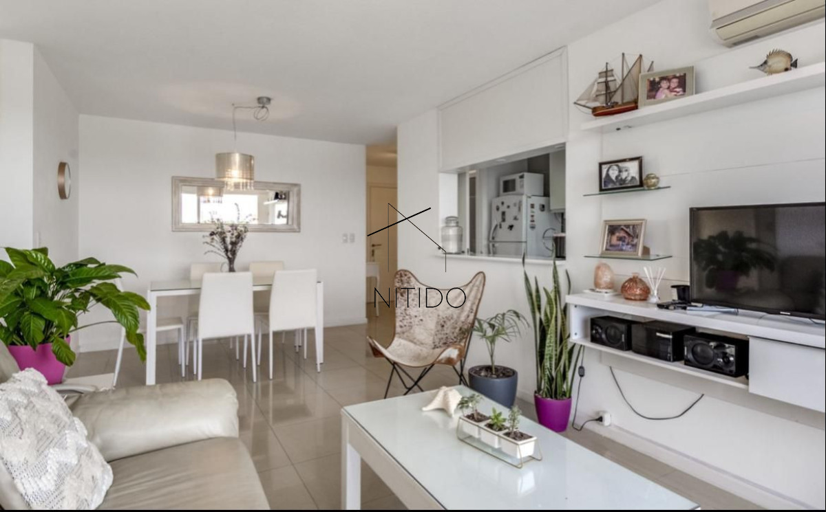 Apartamento ID.594 - Apartamento de dos dormitorios en venta en Roosevelt Punta del Este 