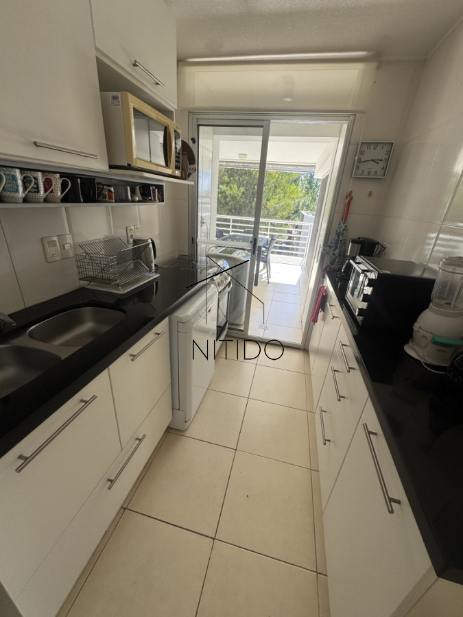 Apartamento ID.692 - Apartamento de 3 dormitorios en venta en la zona de Playa Mansa 