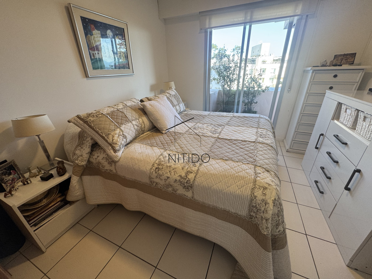 Apartamento ID.169 - Apartamento de 3 dormitorios en playa Mansa . Penthouse con terraza exclusiva
