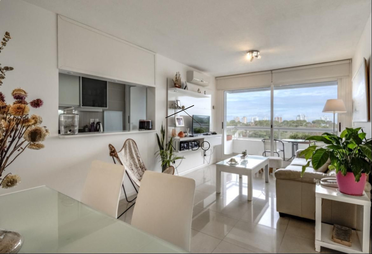 Apartamento ID.594 - Apartamento de dos dormitorios en venta en Roosevelt Punta del Este 