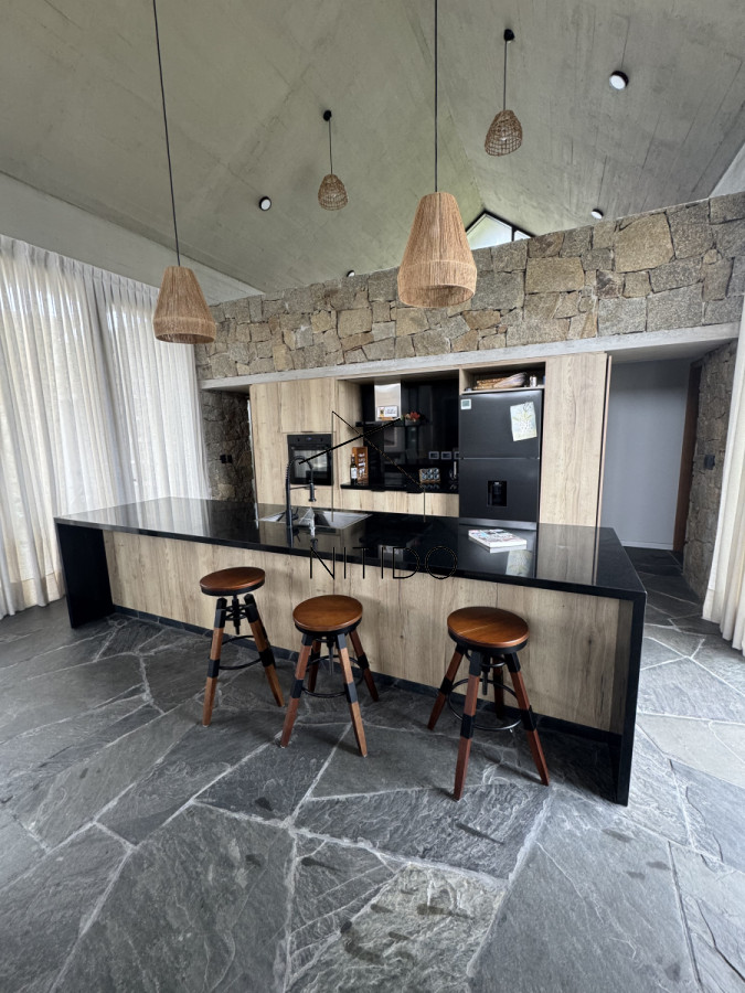 Casa ID.210 - Casa en alquiler temporal playa Brava 