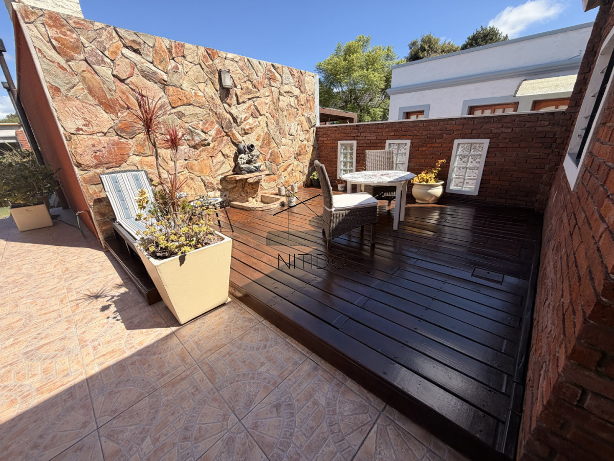 Casa ID.593 - Casa en venta en Punta del Este , Jardines de Cordoba 