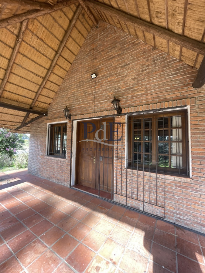Casa en venta en Jardines de Córdoba 3 dorm y 4 baños. Punta del Este.  - Imagen 1