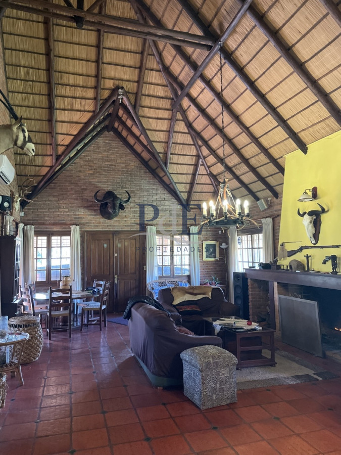 Casa en venta en Jardines de Córdoba 3 dorm y 4 baños. Punta del Este.  - Imagen 8