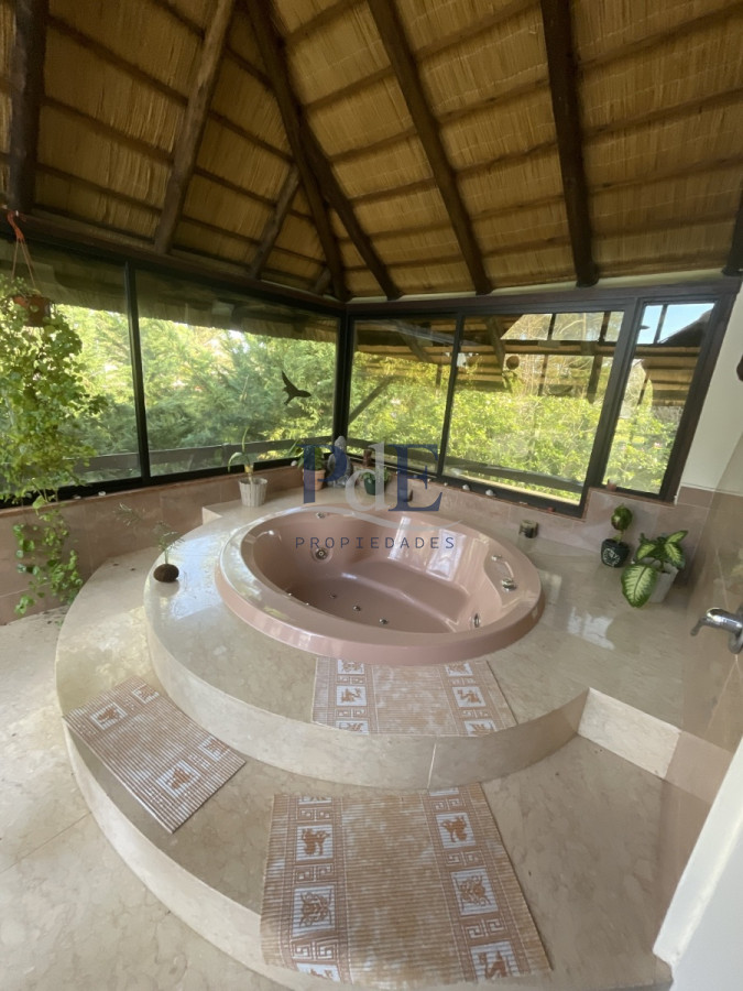 Casa en venta en Jardines de Córdoba 3 dorm y 4 baños. Punta del Este.  - Imagen 45