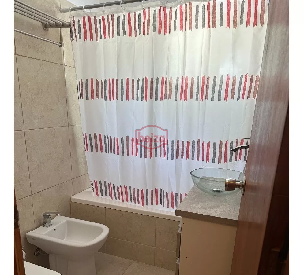 Casa ID.165677/Casa-en-venta-para-clinica - Casa en venta en zona cantegril
