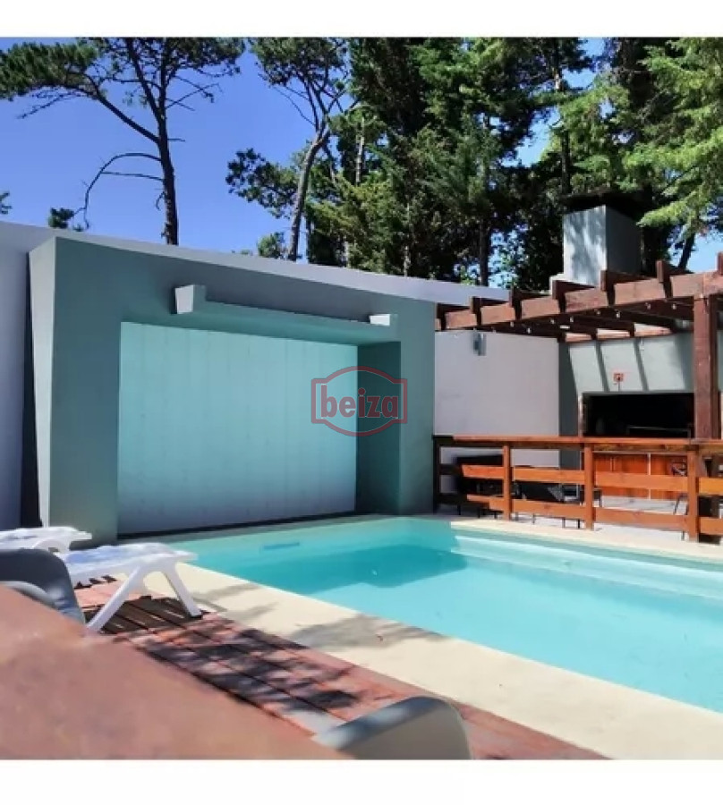 Casa ID.165677/Casa-en-venta-para-clinica - Casa en venta en zona cantegril