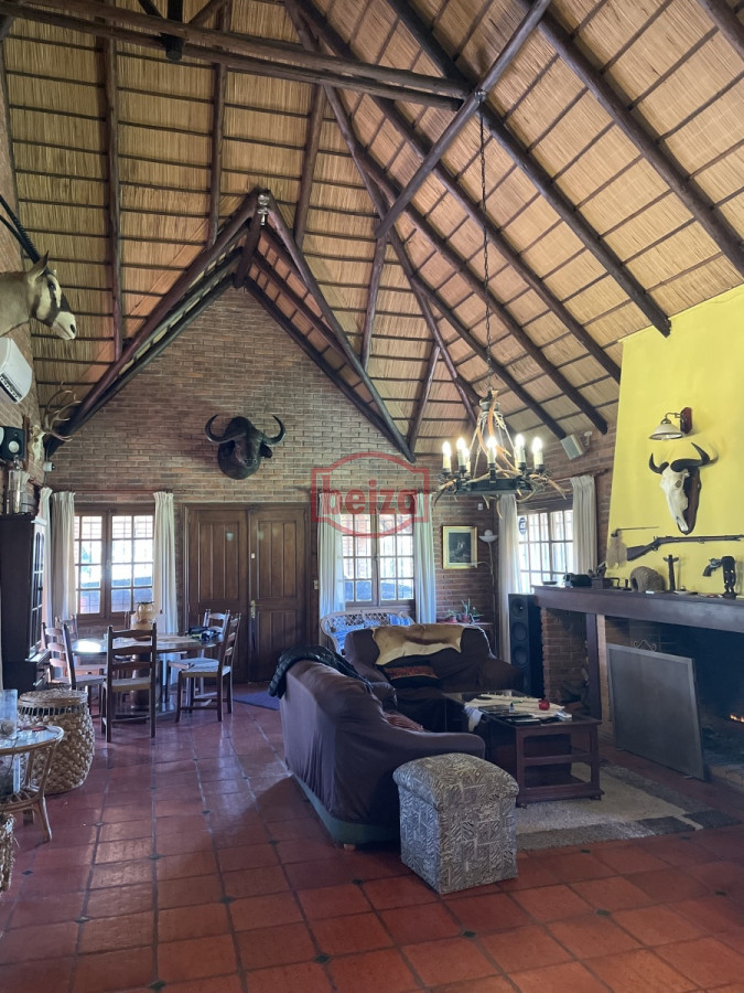 Casa ID.166818/VENTRA-casa-en-paradas-mansa - Casa en venta en Jardines de Cordoba ,  excelente zona 