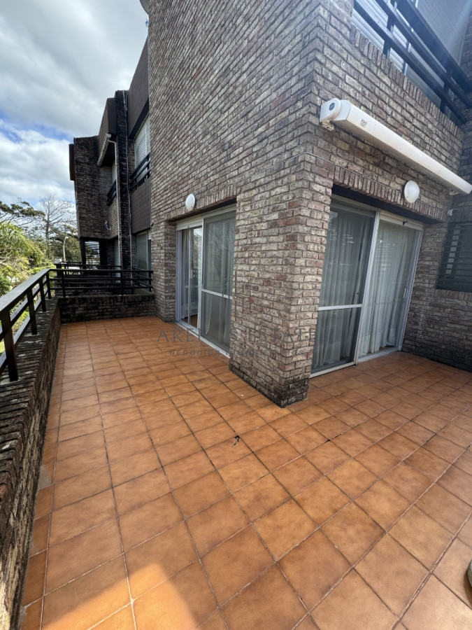 Apartamento ID.3083 - Apartamento de 3 dormitorios en venta en Punta del Este