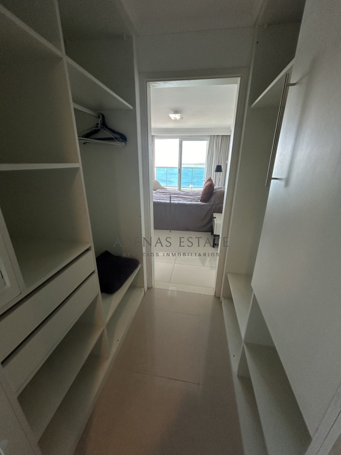 Apartamento ID.2213 - Apartamento de 3 dormitorios en venta en casino tower 