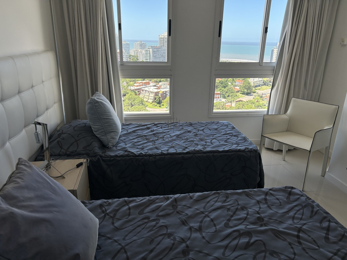 Apartamento ID.2213 - Apartamento de 3 dormitorios en venta en casino tower 