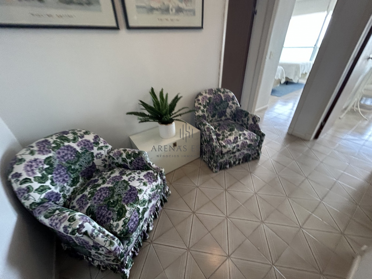 Apartamento ID.1730 - Apartamento en venta , 3 dormitorios , primera linea de la Bava 