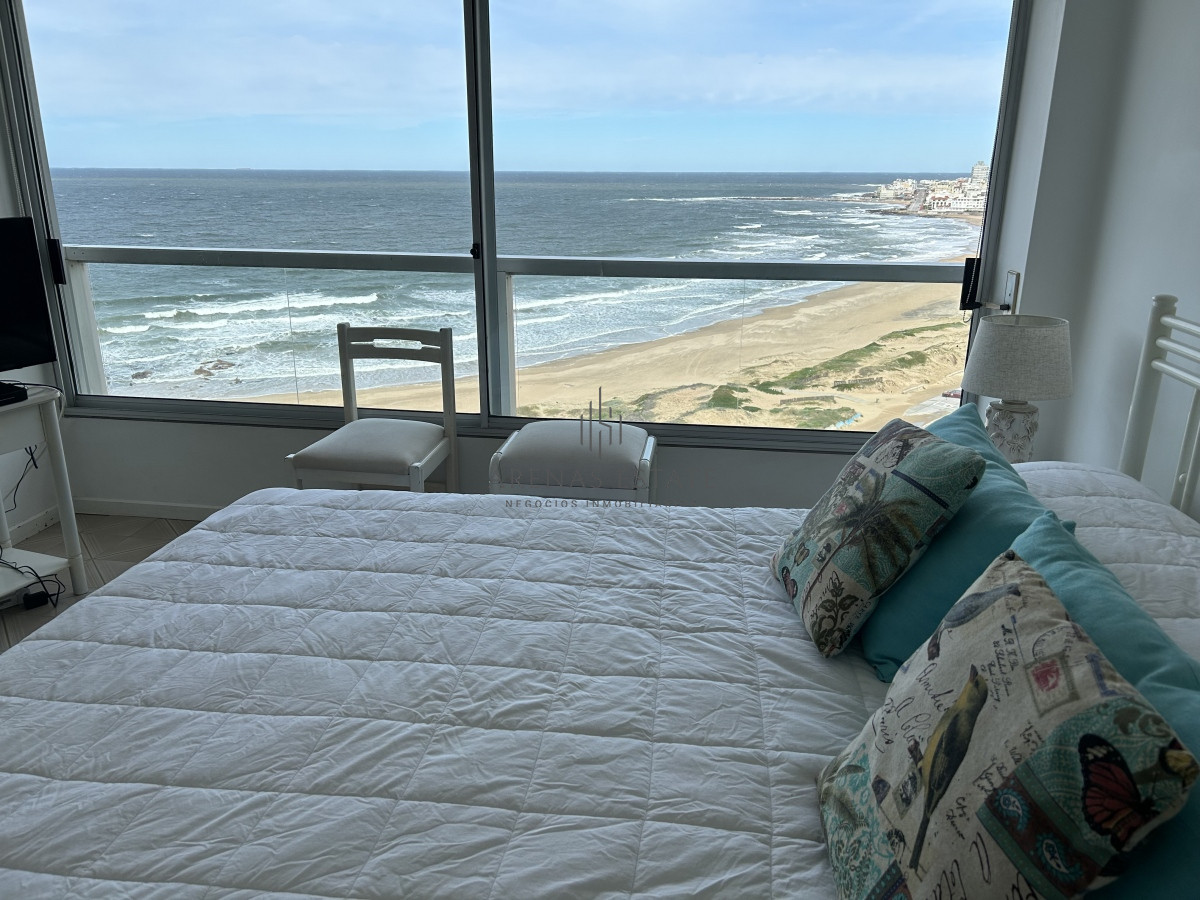 Apartamento ID.1730 - Apartamento en venta , 3 dormitorios , primera linea de la Bava 