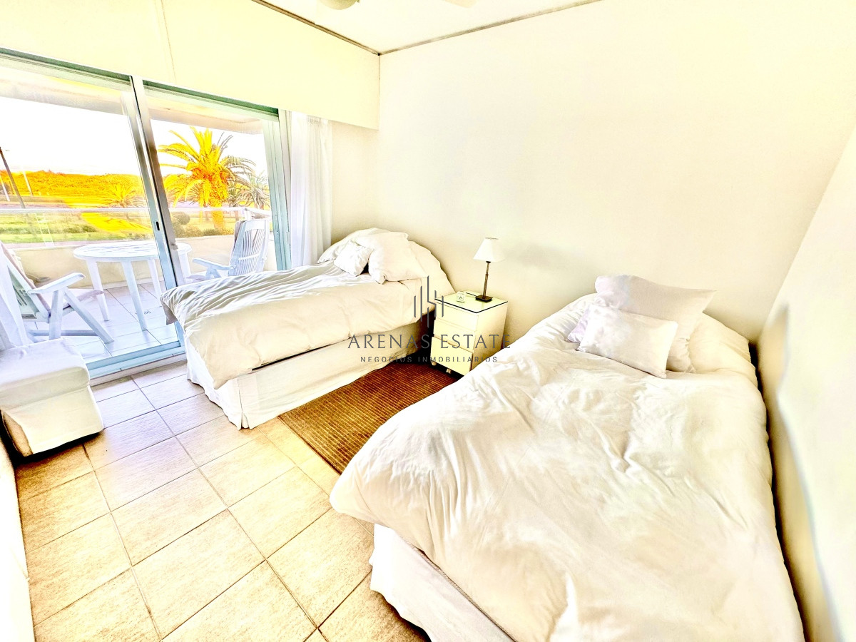 Apartamento ID.2712 - Apartamento de dos dormitorios en venta en Punta del Este 