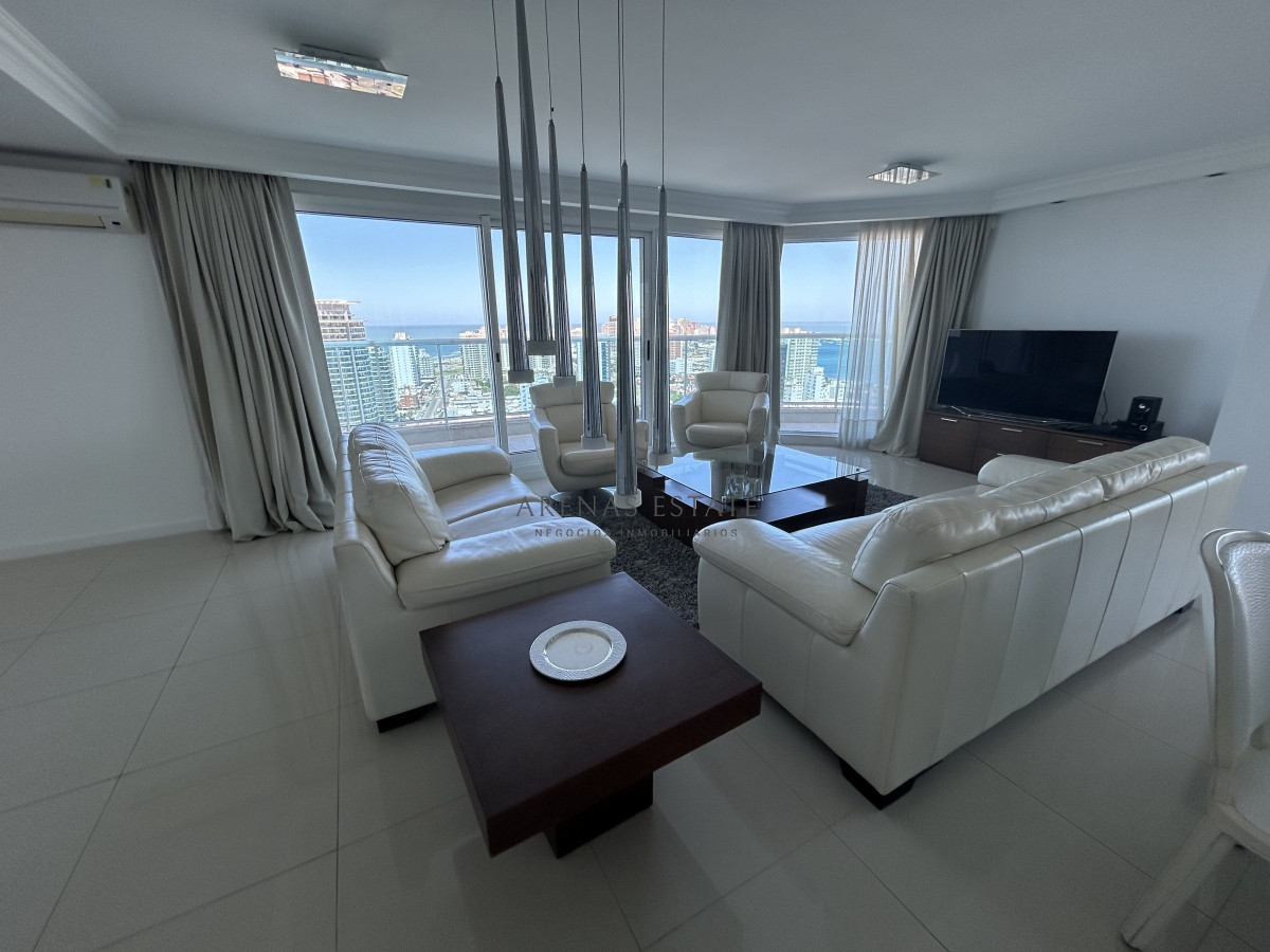 Apartamento ID.2213 - Apartamento de 3 dormitorios en venta en casino tower 