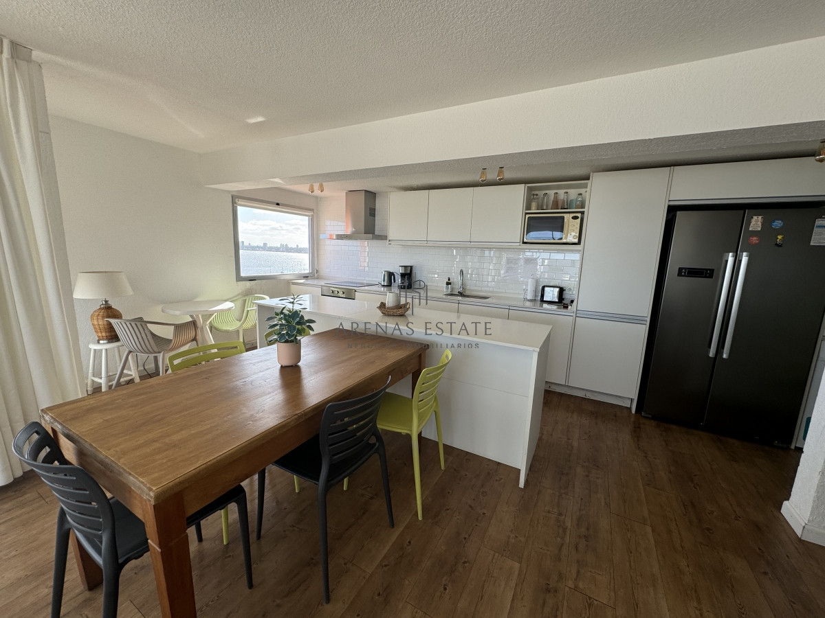 Apartamento ID.2940 - Apartamento en venta de 3 dormitorios en Punta del Este 