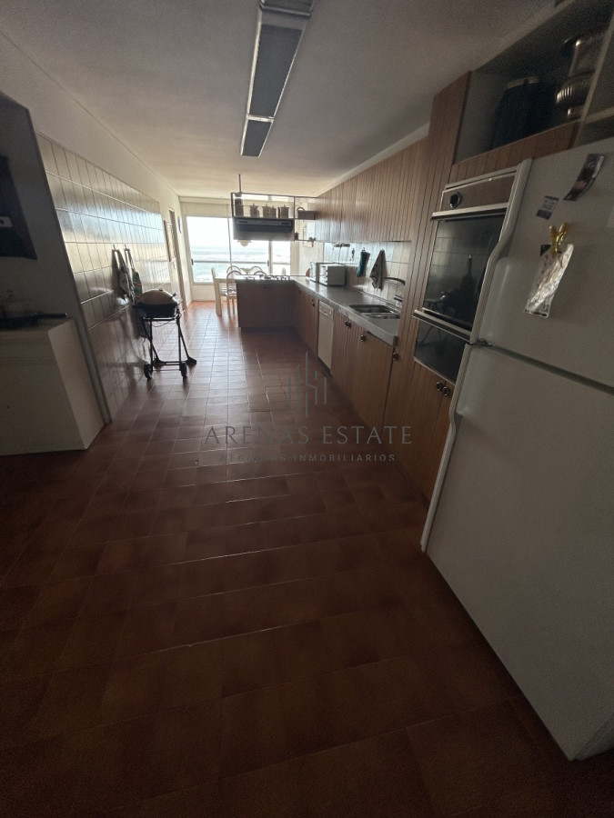 Apartamento ID.1730 - Apartamento en venta , 3 dormitorios , primera linea de la Bava 