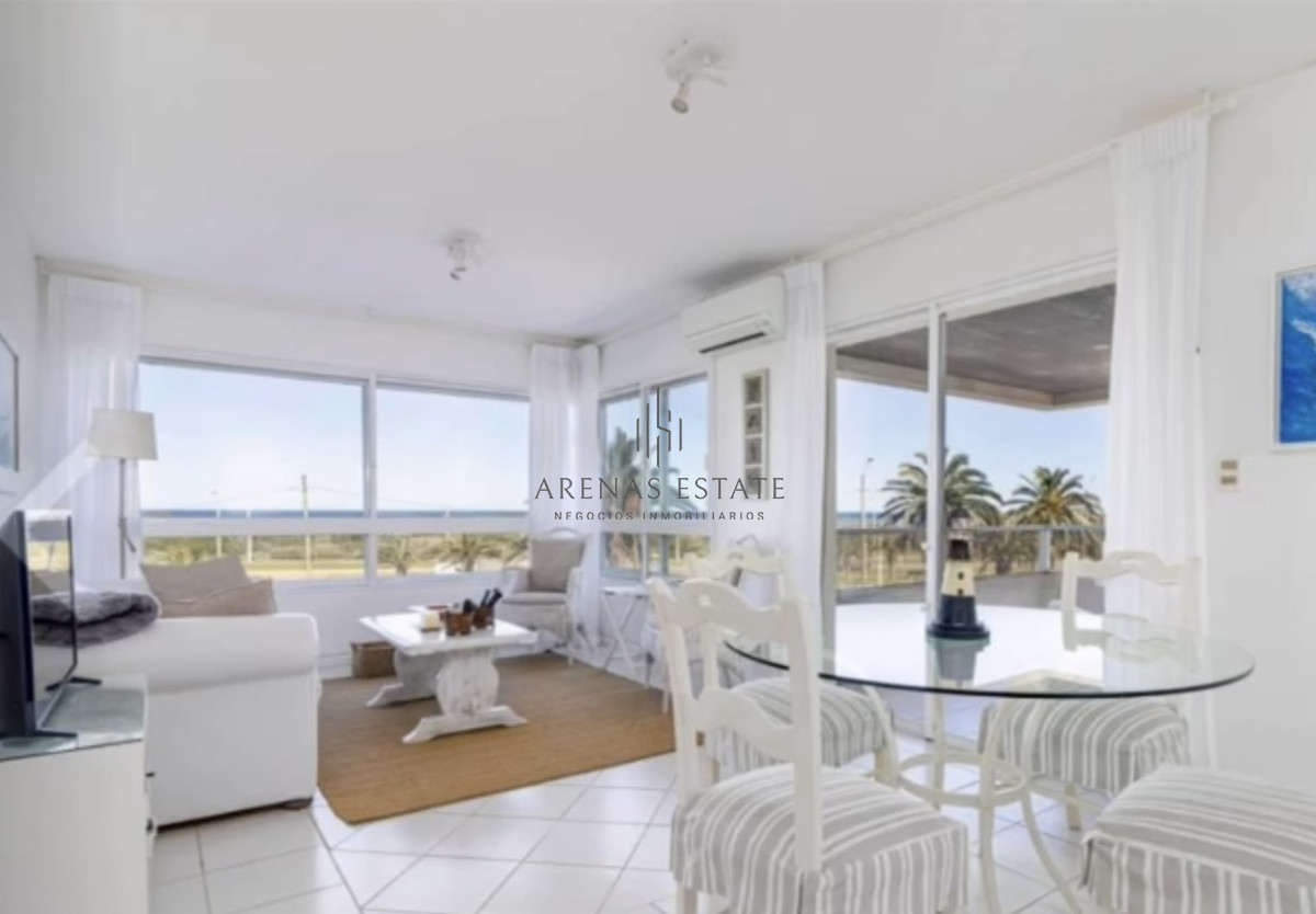 Apartamento ID.2712 - Apartamento de dos dormitorios en venta en Punta del Este 