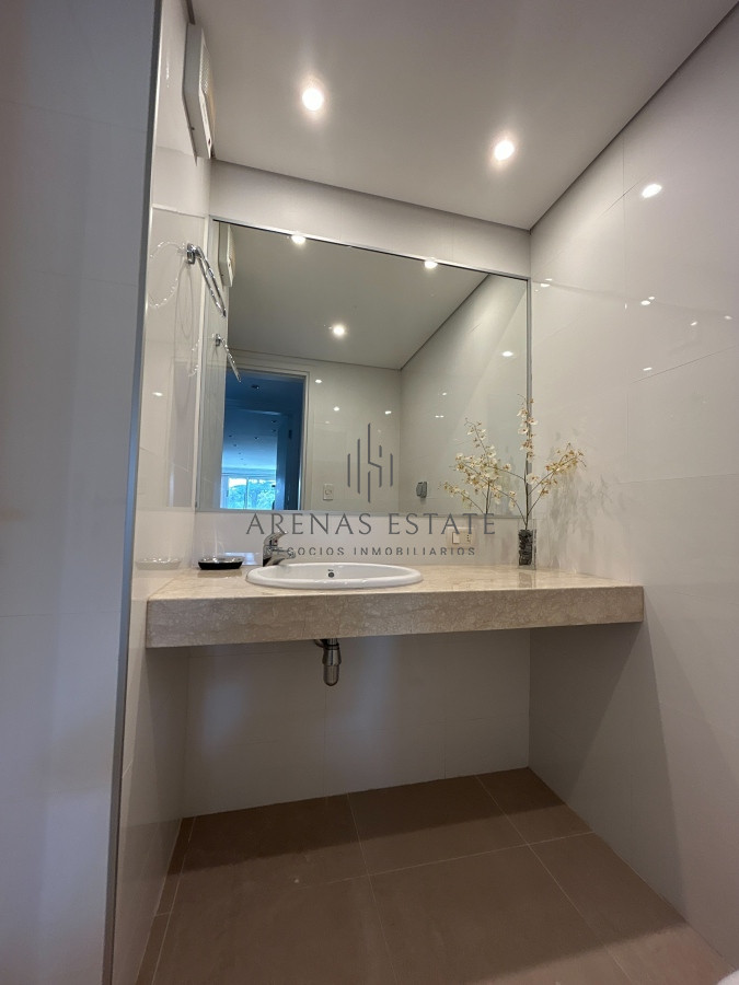 Apartamento ID.2073 - Espectcular Penthouse en venta en Punta del Este 