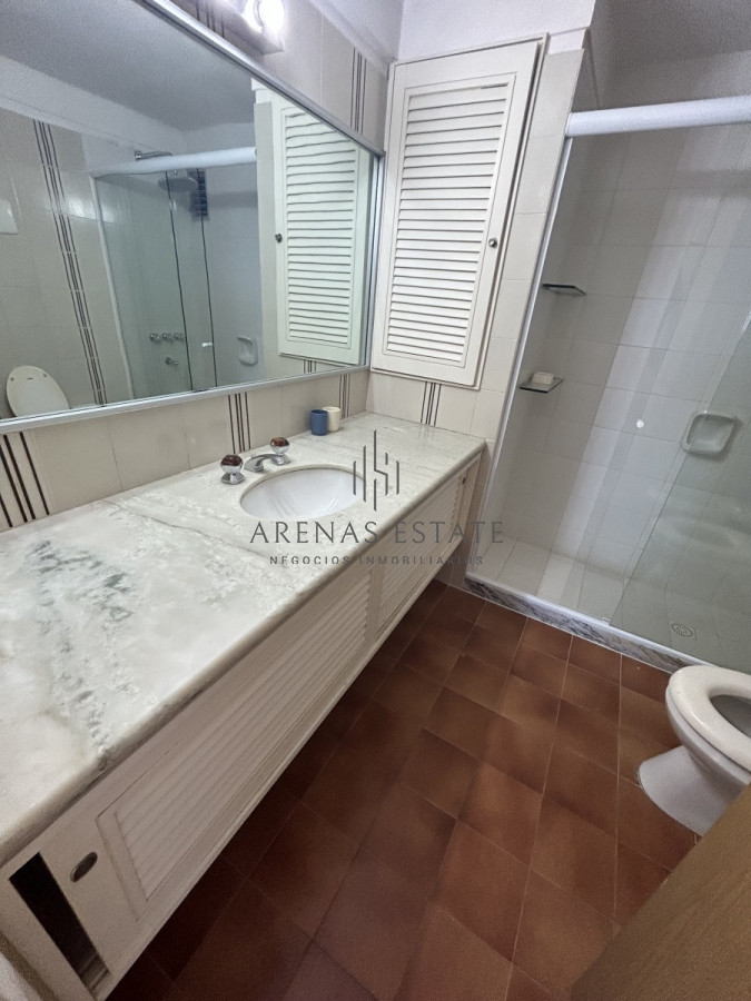 Apartamento ID.1730 - Apartamento en venta , 3 dormitorios , primera linea de la Bava 