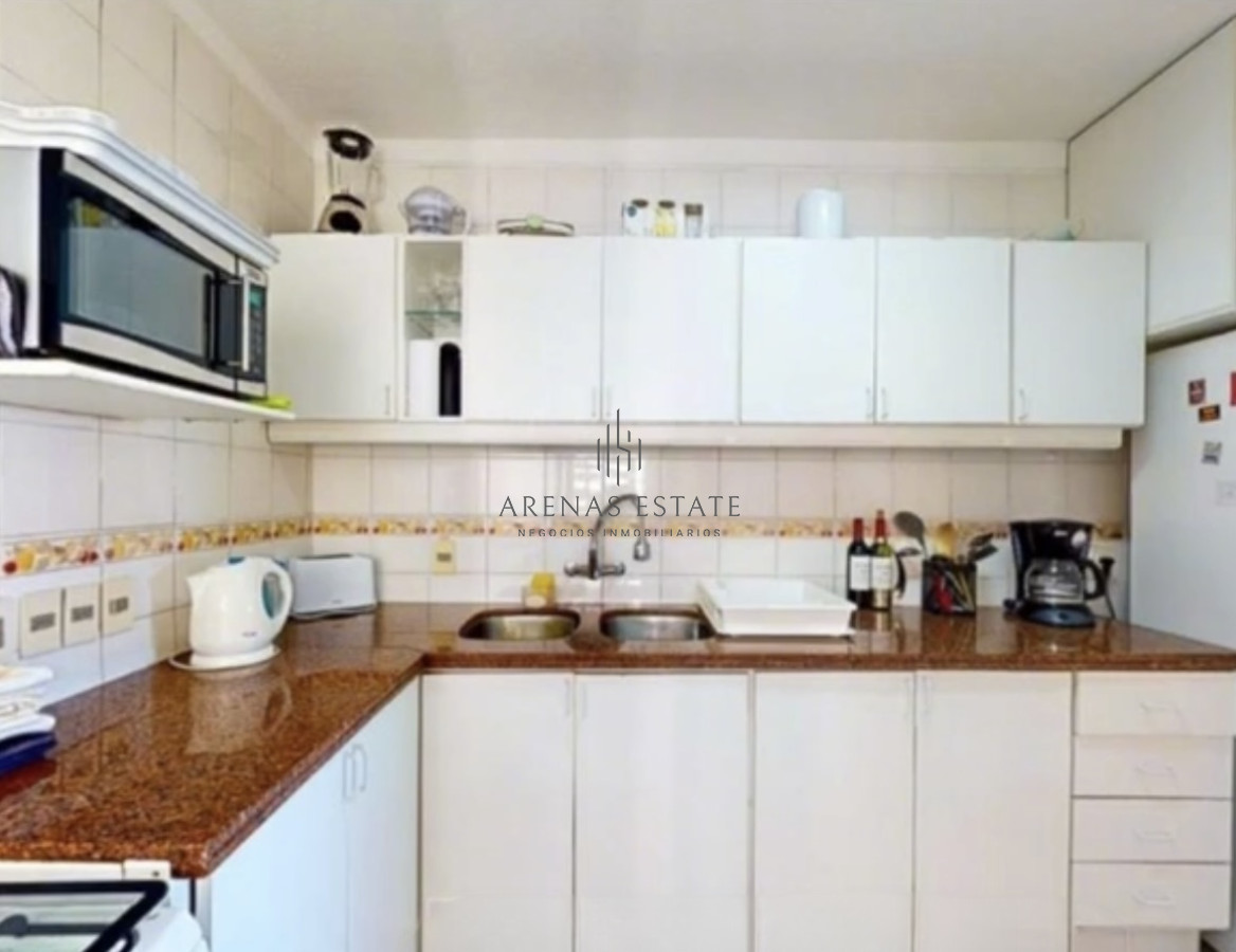 Apartamento ID.2712 - Apartamento de dos dormitorios en venta en Punta del Este 