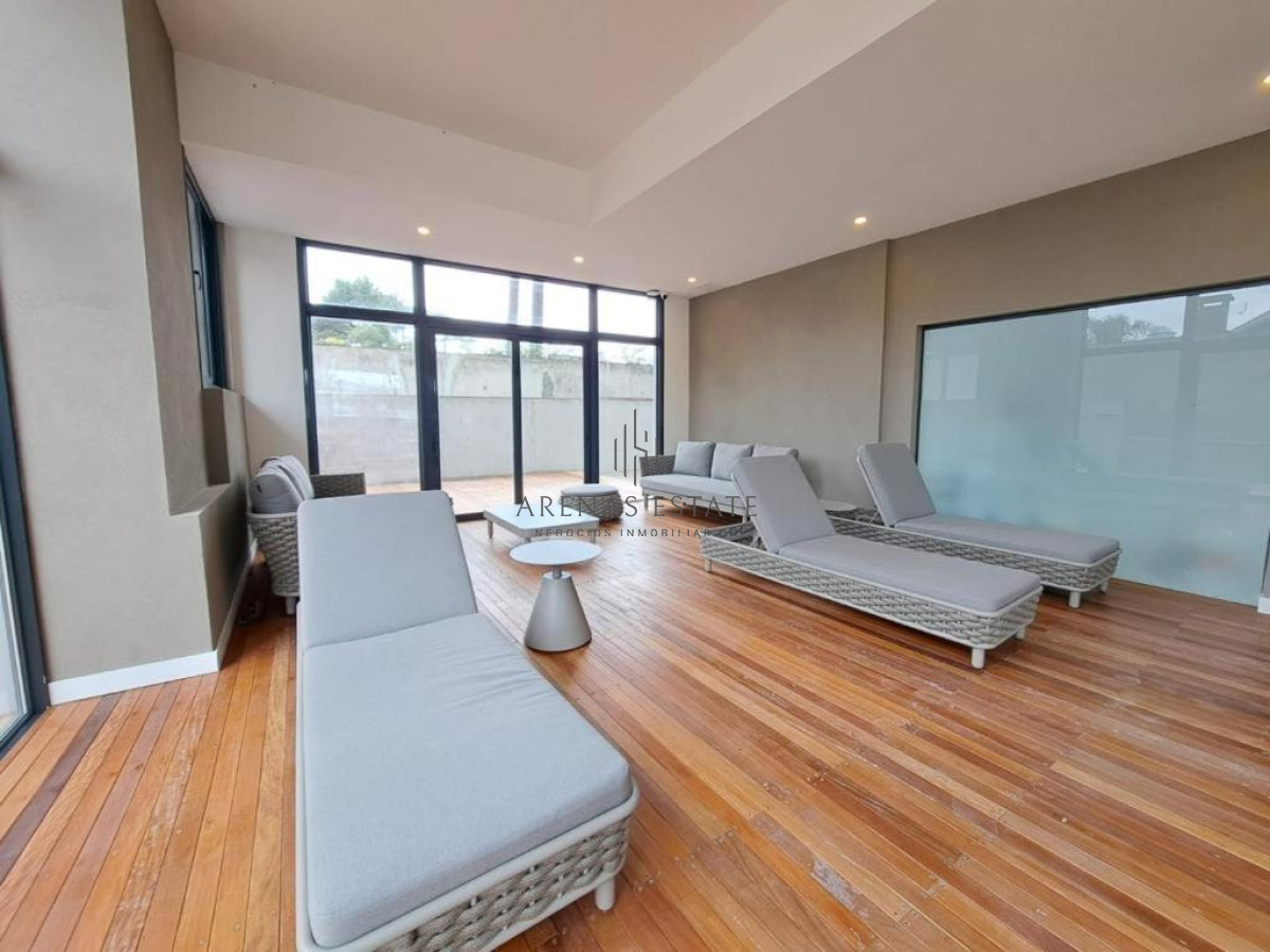 Apartamento ID.2547 - Apartamento de 2 dormitorios en venta en Punta del Este 