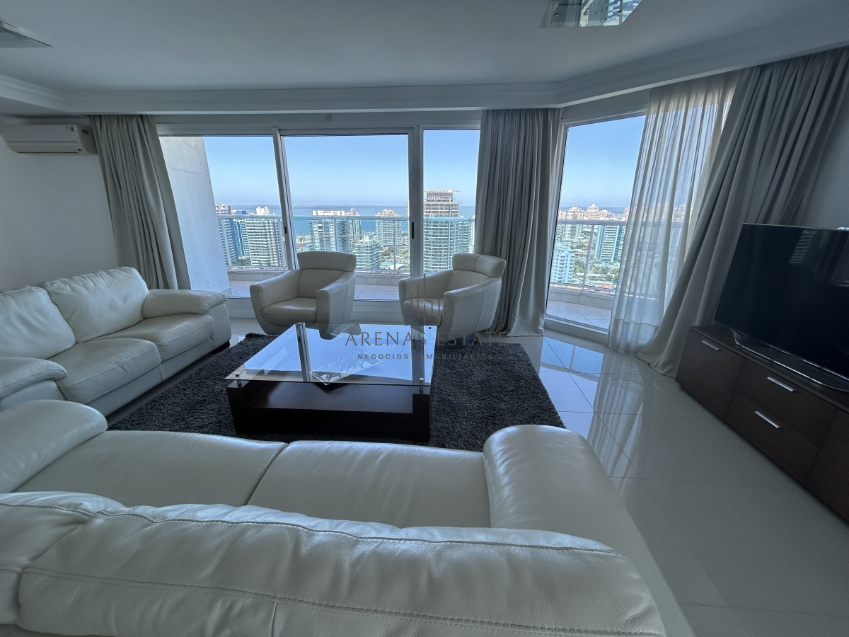 Apartamento ID.2213 - Apartamento de 3 dormitorios en venta en casino tower 