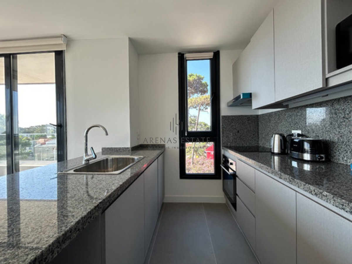 Apartamento ID.2547 - Apartamento de 2 dormitorios en venta en Punta del Este 