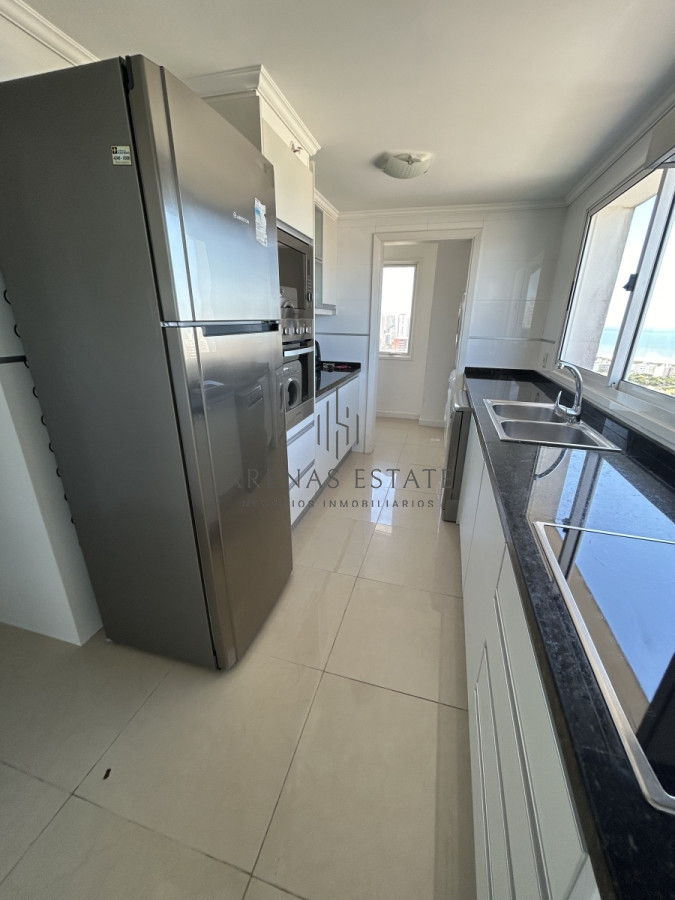 Apartamento ID.2213 - Apartamento de 3 dormitorios en venta en casino tower 