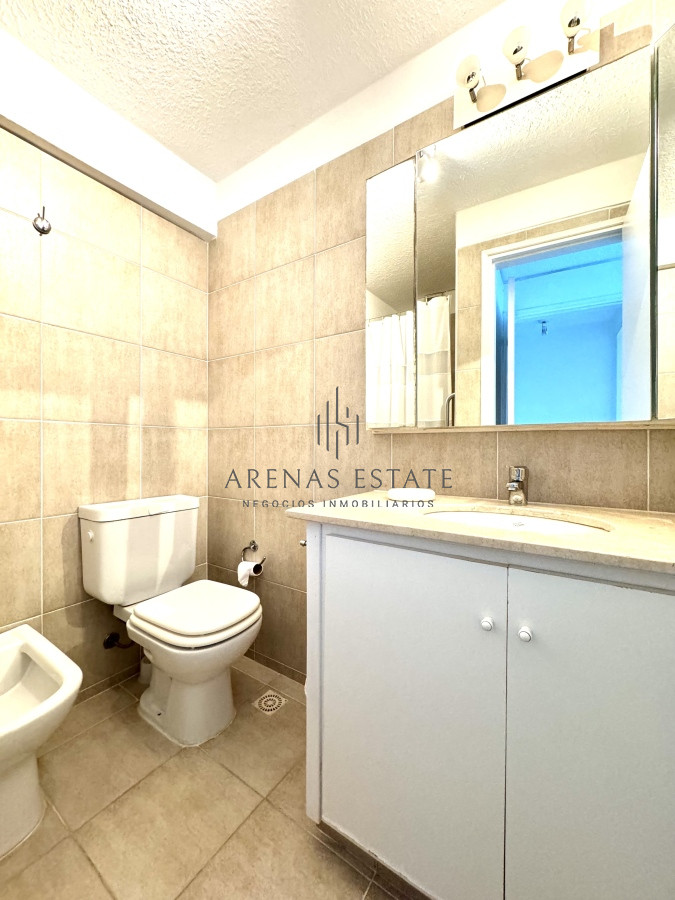 Apartamento ID.2712 - Apartamento de dos dormitorios en venta en Punta del Este 