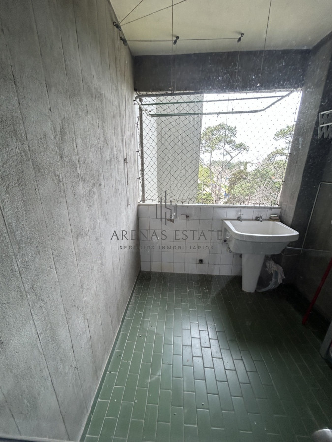 Apartamento ID.1740 - Apartamento de 3 dormitorios , zona Roosevelt , Punta del Este 
